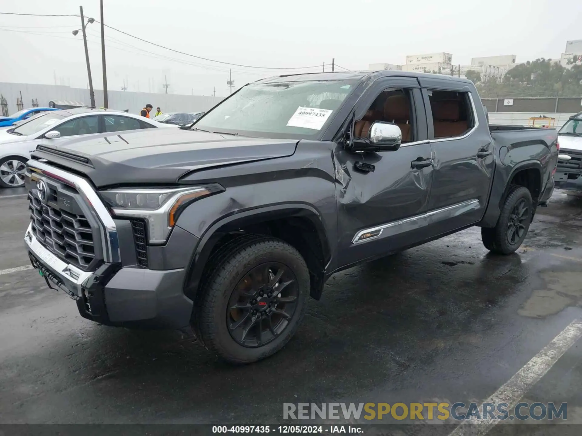 2 fotografías del automóvil dañado 5TFMA5DBXRX202517 TOYOTA TUNDRA 2024