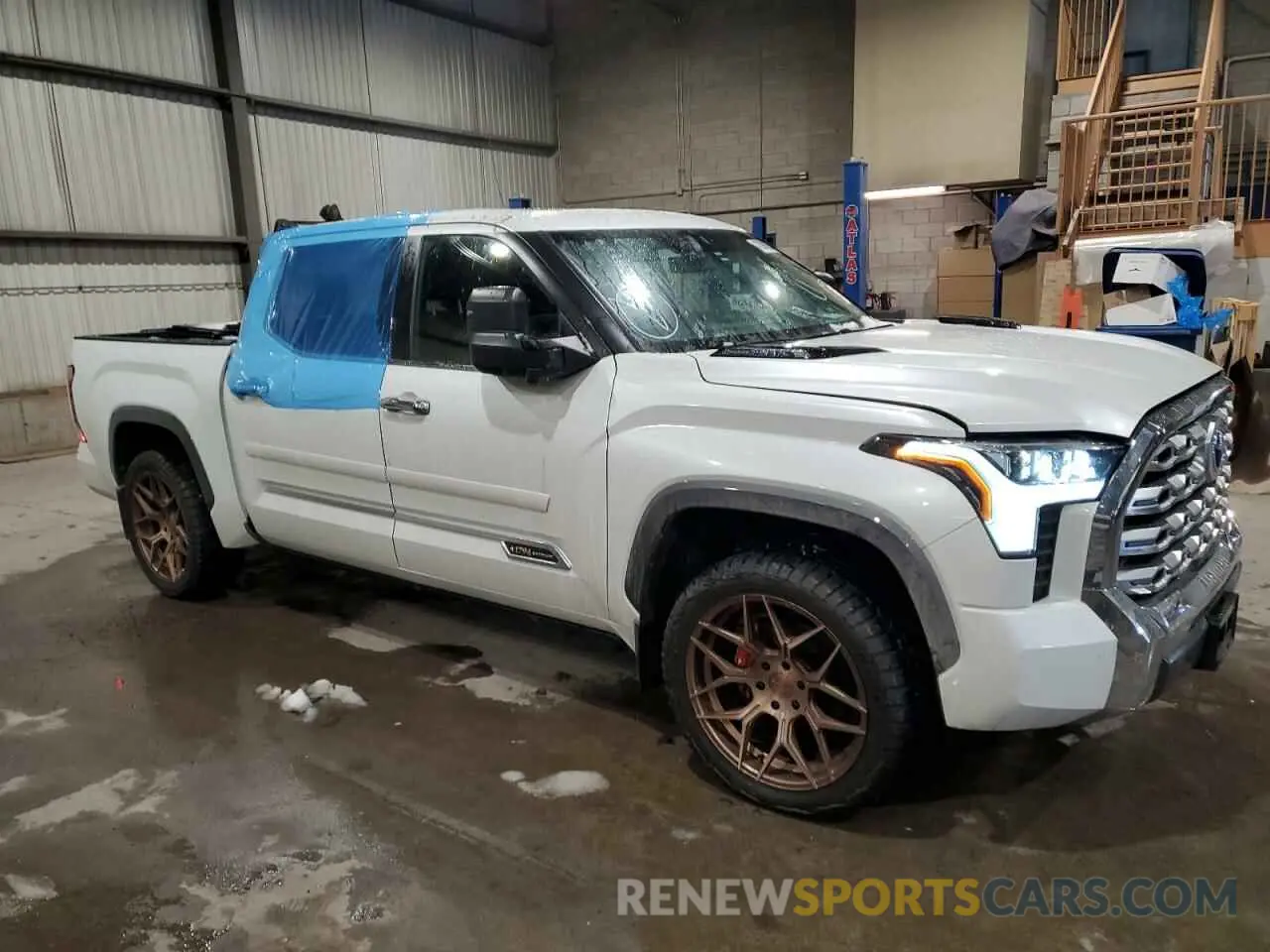 4 fotografías del automóvil dañado 5TFMC5DB3RX044192 TOYOTA TUNDRA 2024