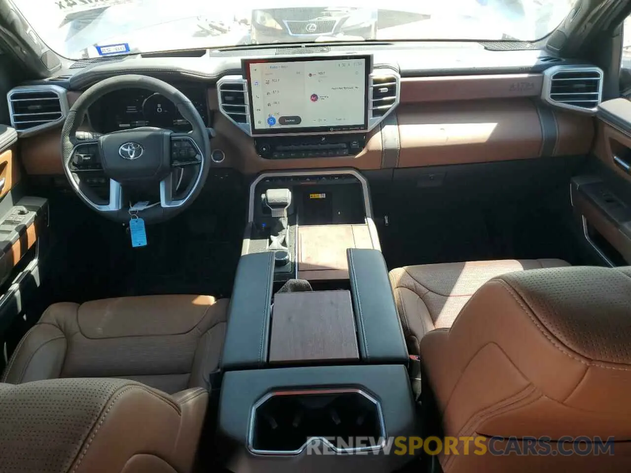 8 fotografías del automóvil dañado 5TFMC5DB4RX041074 TOYOTA TUNDRA 2024