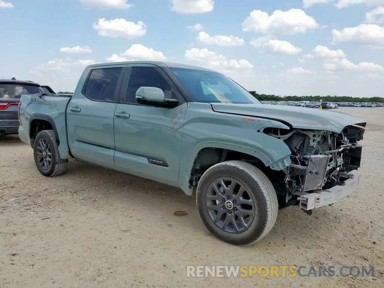 4 fotografías del automóvil dañado 5TFNA5DB0RX145877 TOYOTA TUNDRA 2024
