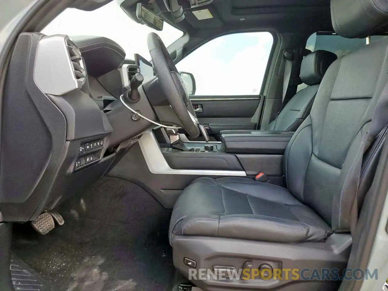 7 fotografías del automóvil dañado 5TFNA5DB0RX145877 TOYOTA TUNDRA 2024