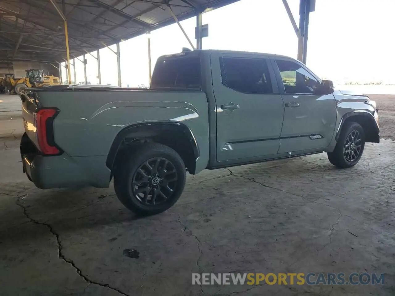 3 fotografías del automóvil dañado 5TFNA5DB1RX195056 TOYOTA TUNDRA 2024