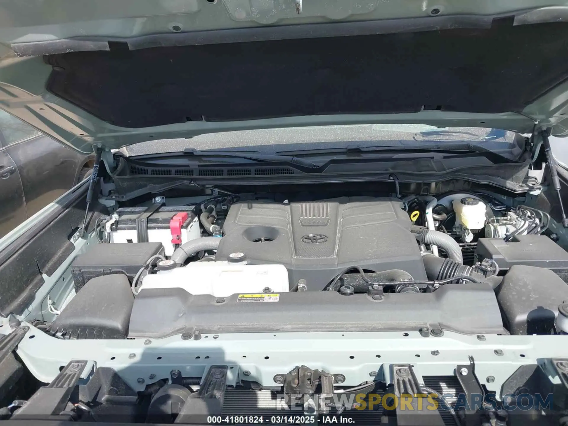 10 fotografías del automóvil dañado 5TFNA5DB2RX209174 TOYOTA TUNDRA 2024