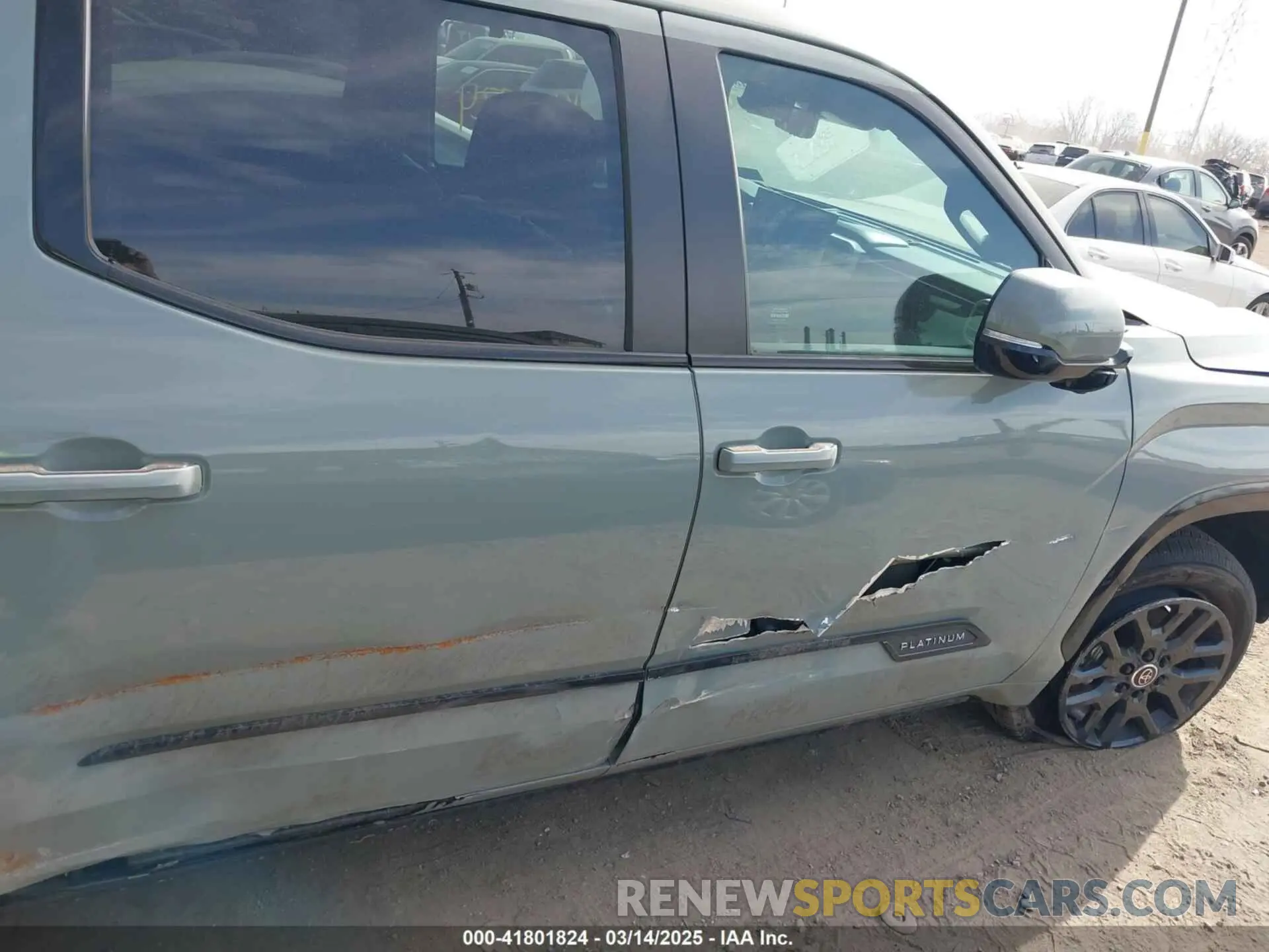 13 fotografías del automóvil dañado 5TFNA5DB2RX209174 TOYOTA TUNDRA 2024