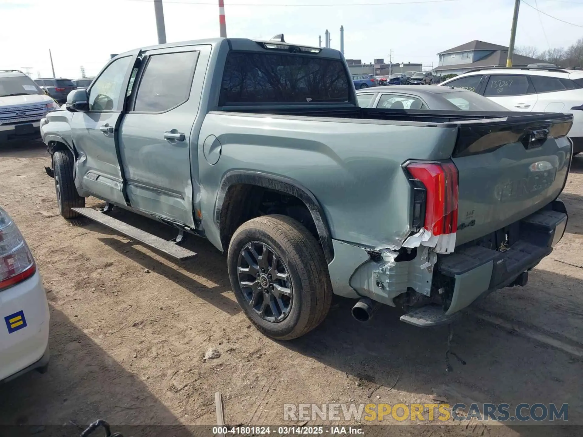 3 fotografías del automóvil dañado 5TFNA5DB2RX209174 TOYOTA TUNDRA 2024