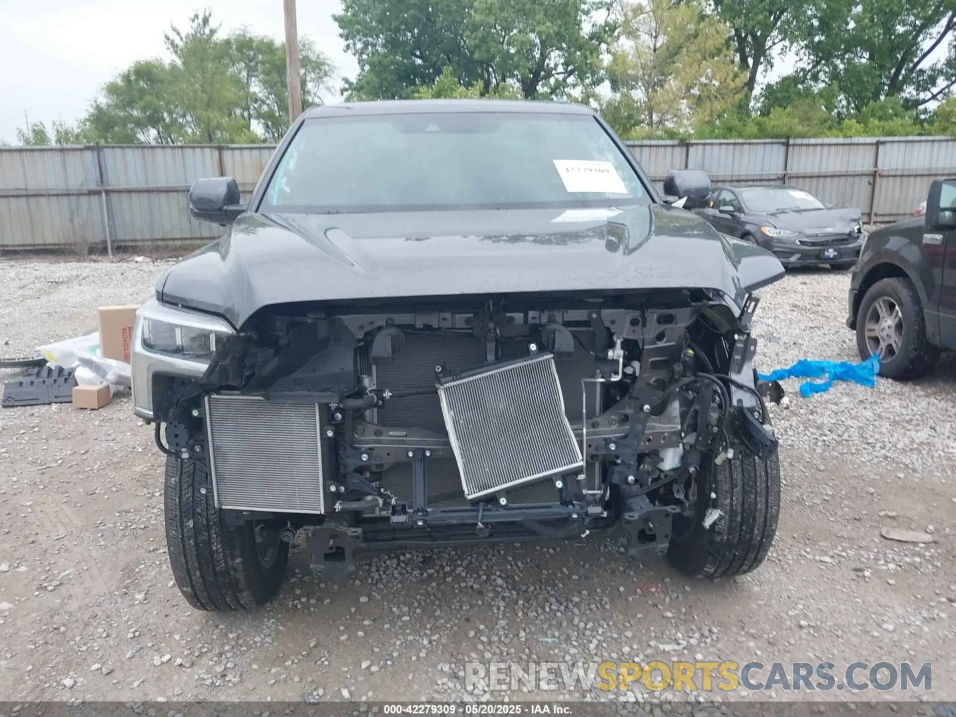 12 fotografías del automóvil dañado 5TFNA5DB8RX209602 TOYOTA TUNDRA 2024