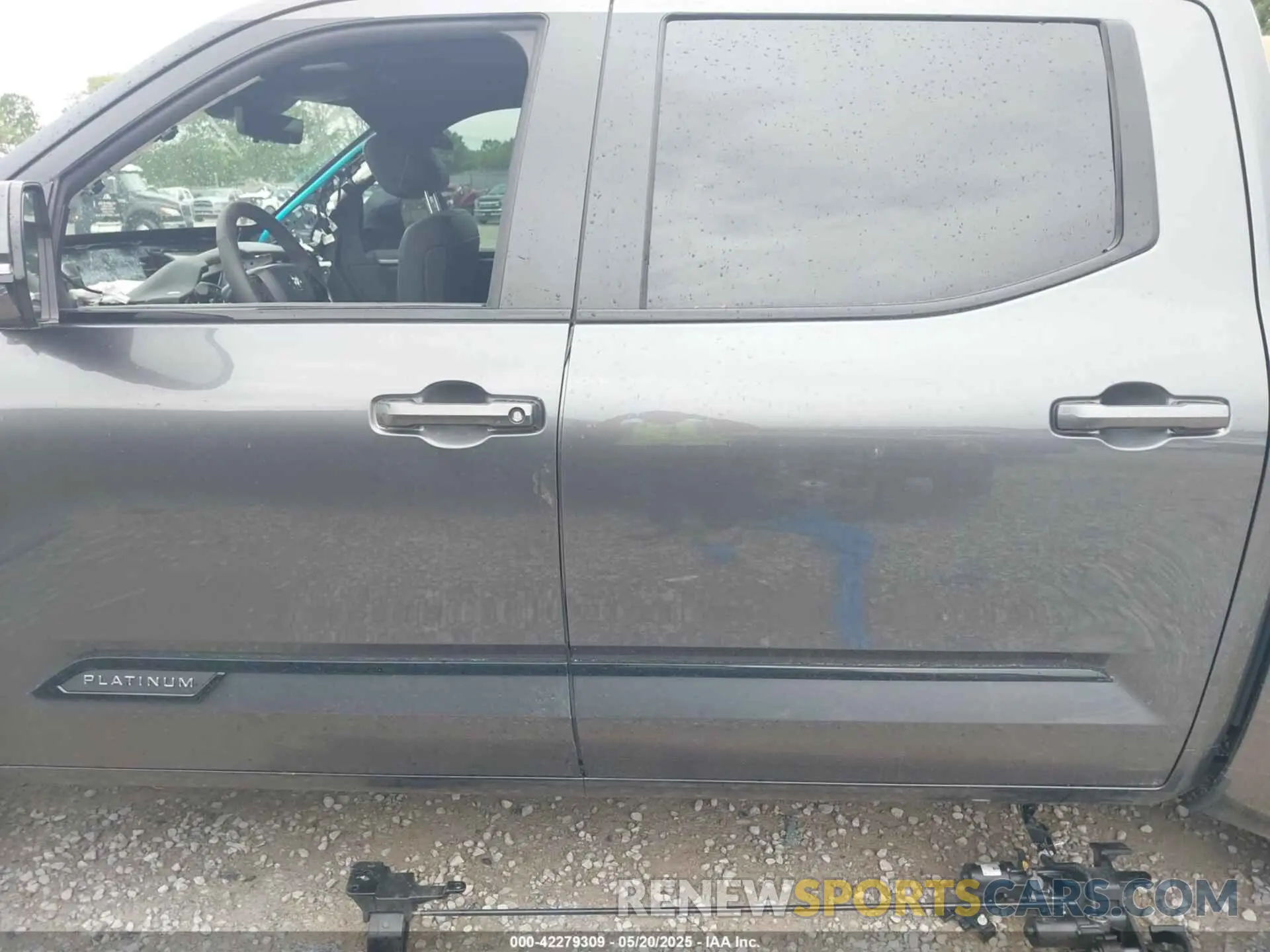14 fotografías del automóvil dañado 5TFNA5DB8RX209602 TOYOTA TUNDRA 2024