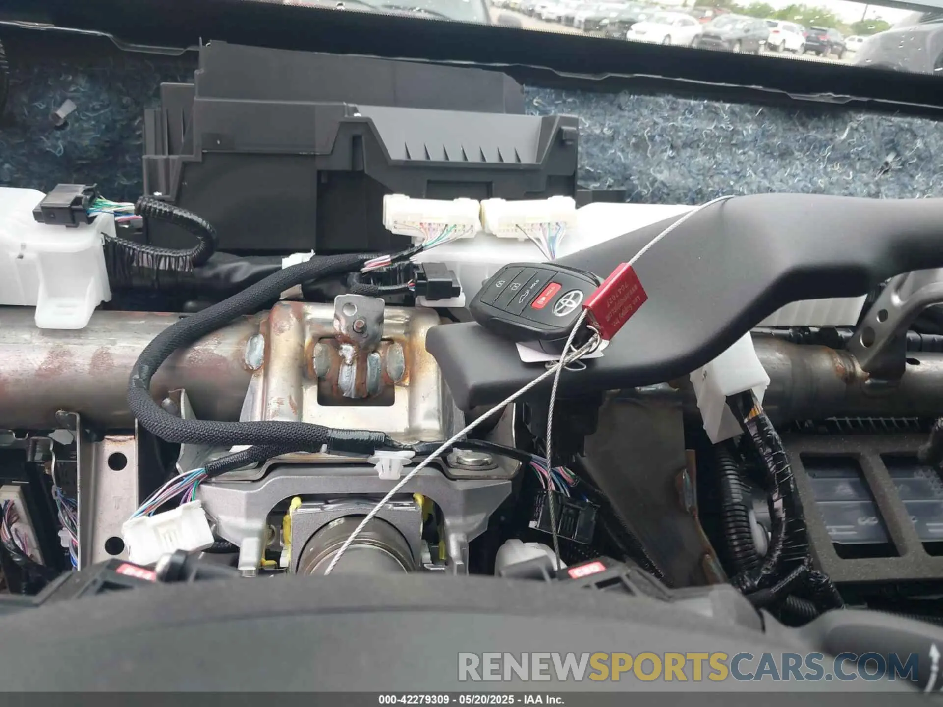 7 fotografías del automóvil dañado 5TFNA5DB8RX209602 TOYOTA TUNDRA 2024