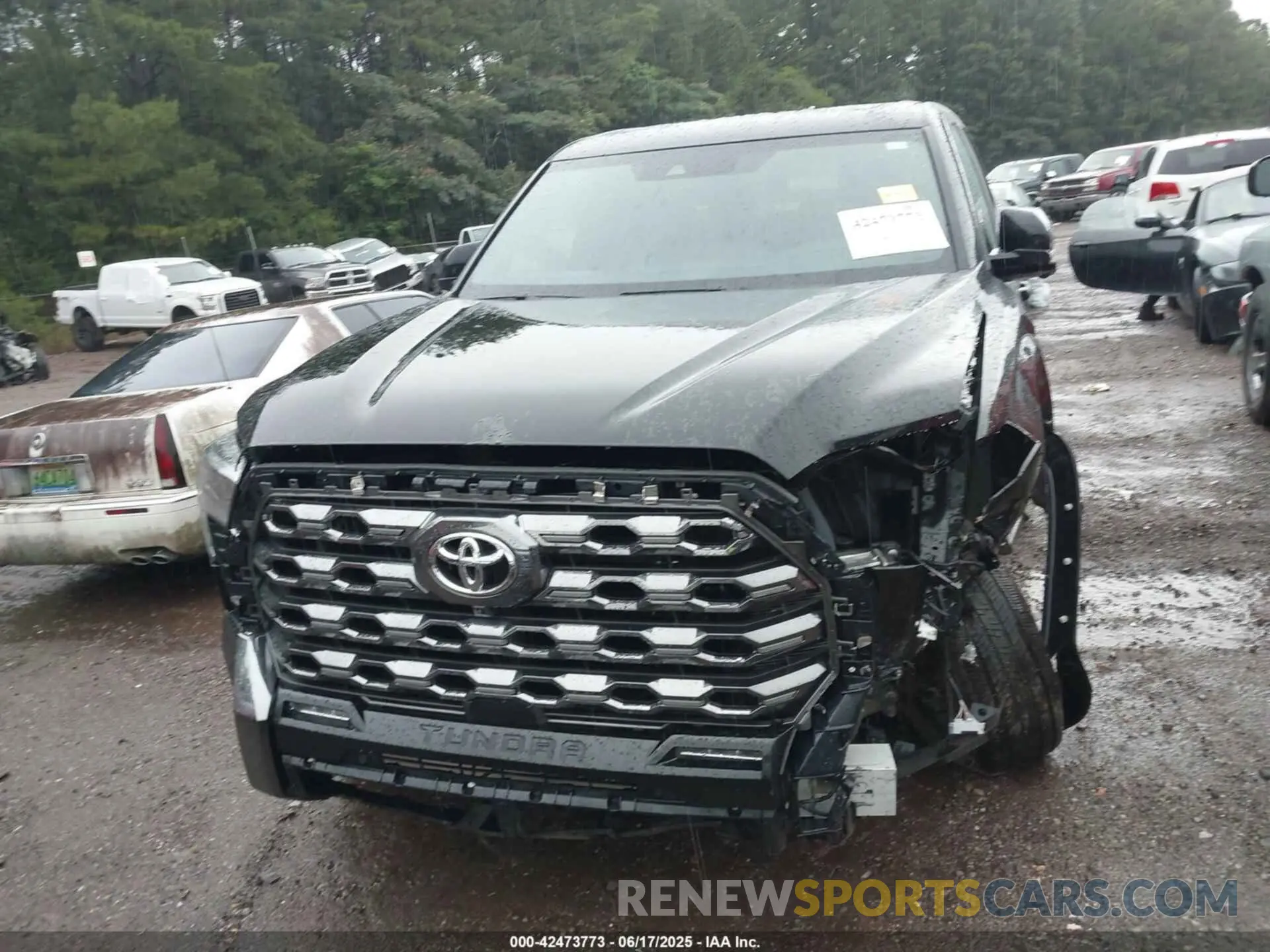 12 fotografías del automóvil dañado 5TFNA5DB9RX182166 TOYOTA TUNDRA 2024
