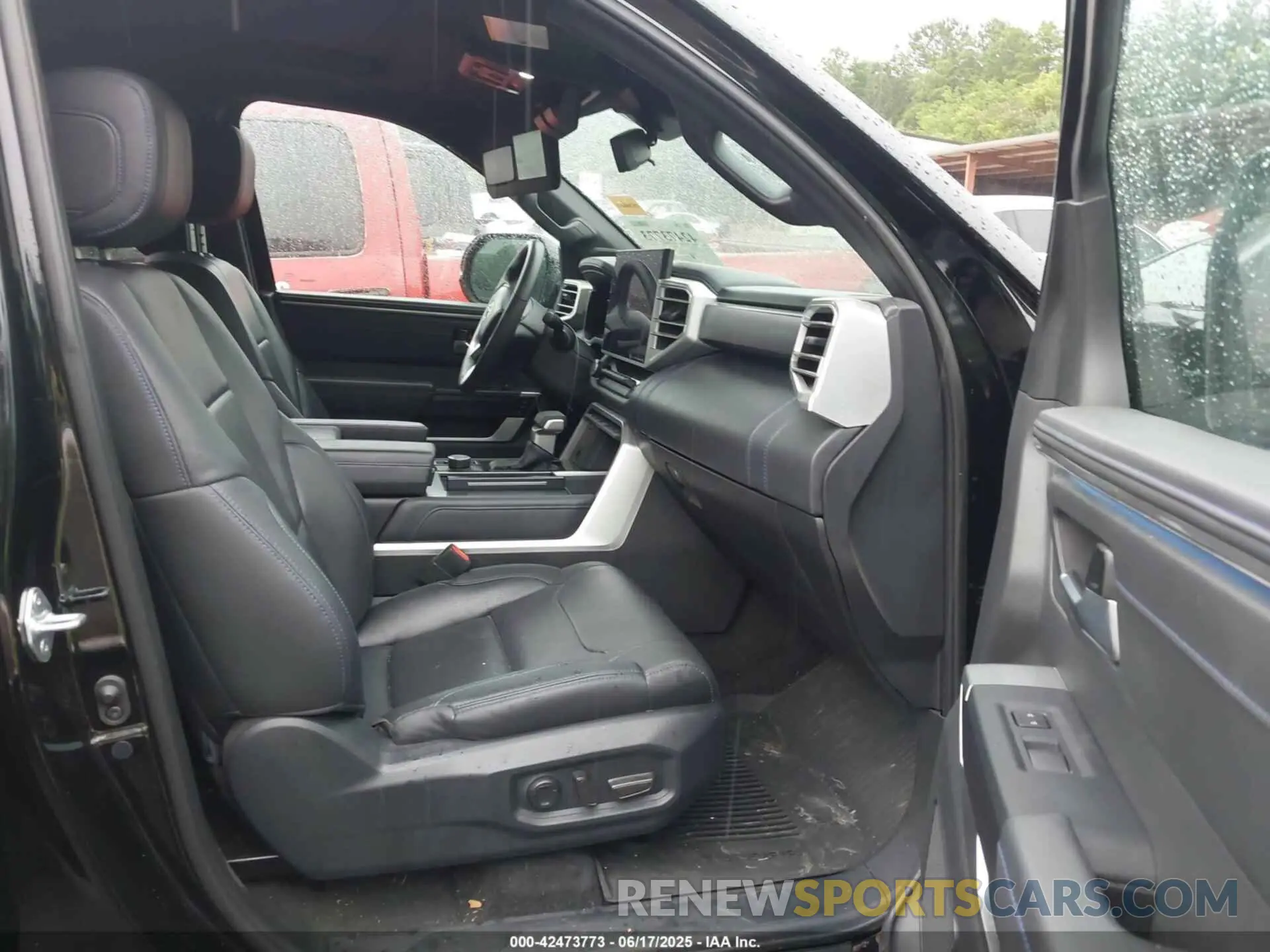 5 fotografías del automóvil dañado 5TFNA5DB9RX182166 TOYOTA TUNDRA 2024