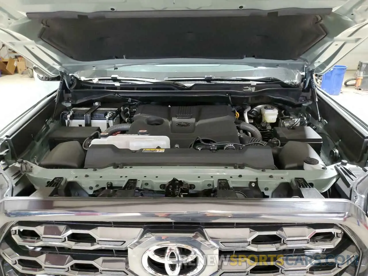 11 fotografías del automóvil dañado 5TFNA5DBXRX230287 TOYOTA TUNDRA 2024