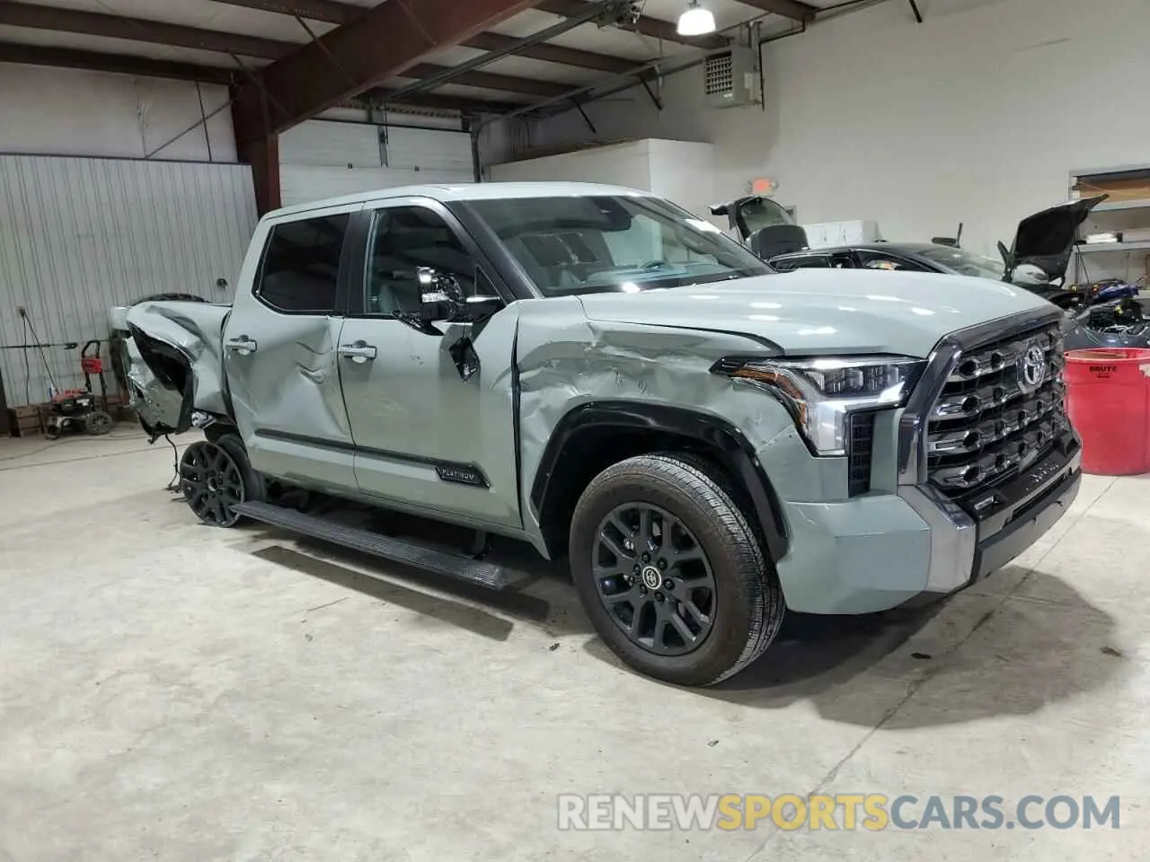 4 fotografías del automóvil dañado 5TFNA5DBXRX230287 TOYOTA TUNDRA 2024