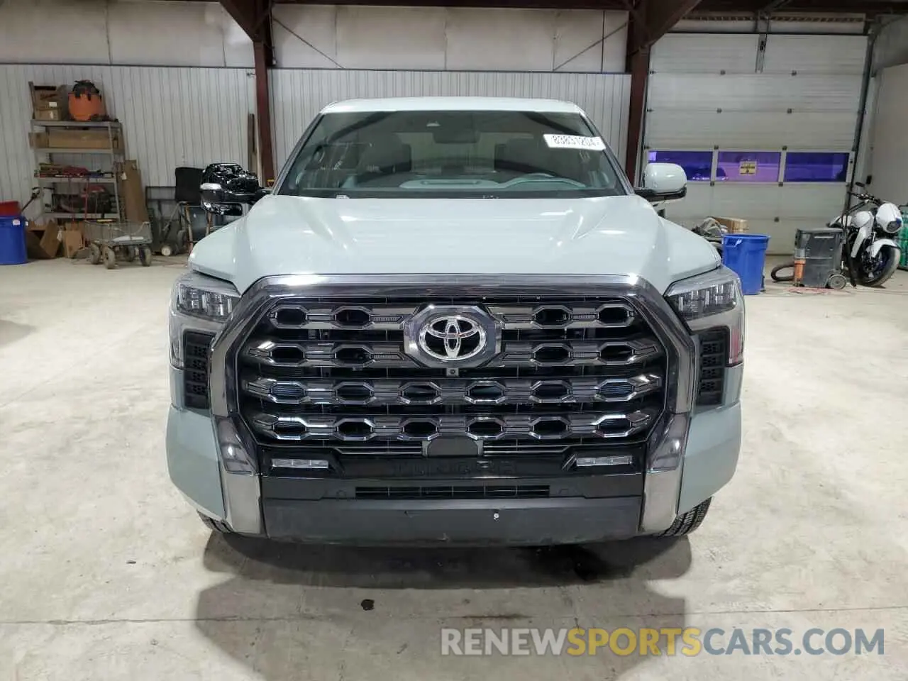 5 fotografías del automóvil dañado 5TFNA5DBXRX230287 TOYOTA TUNDRA 2024