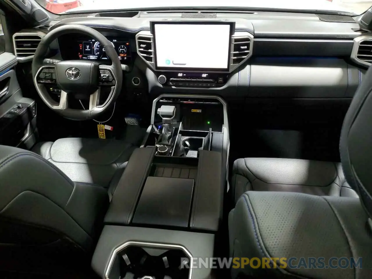 8 fotografías del automóvil dañado 5TFNA5DBXRX230287 TOYOTA TUNDRA 2024