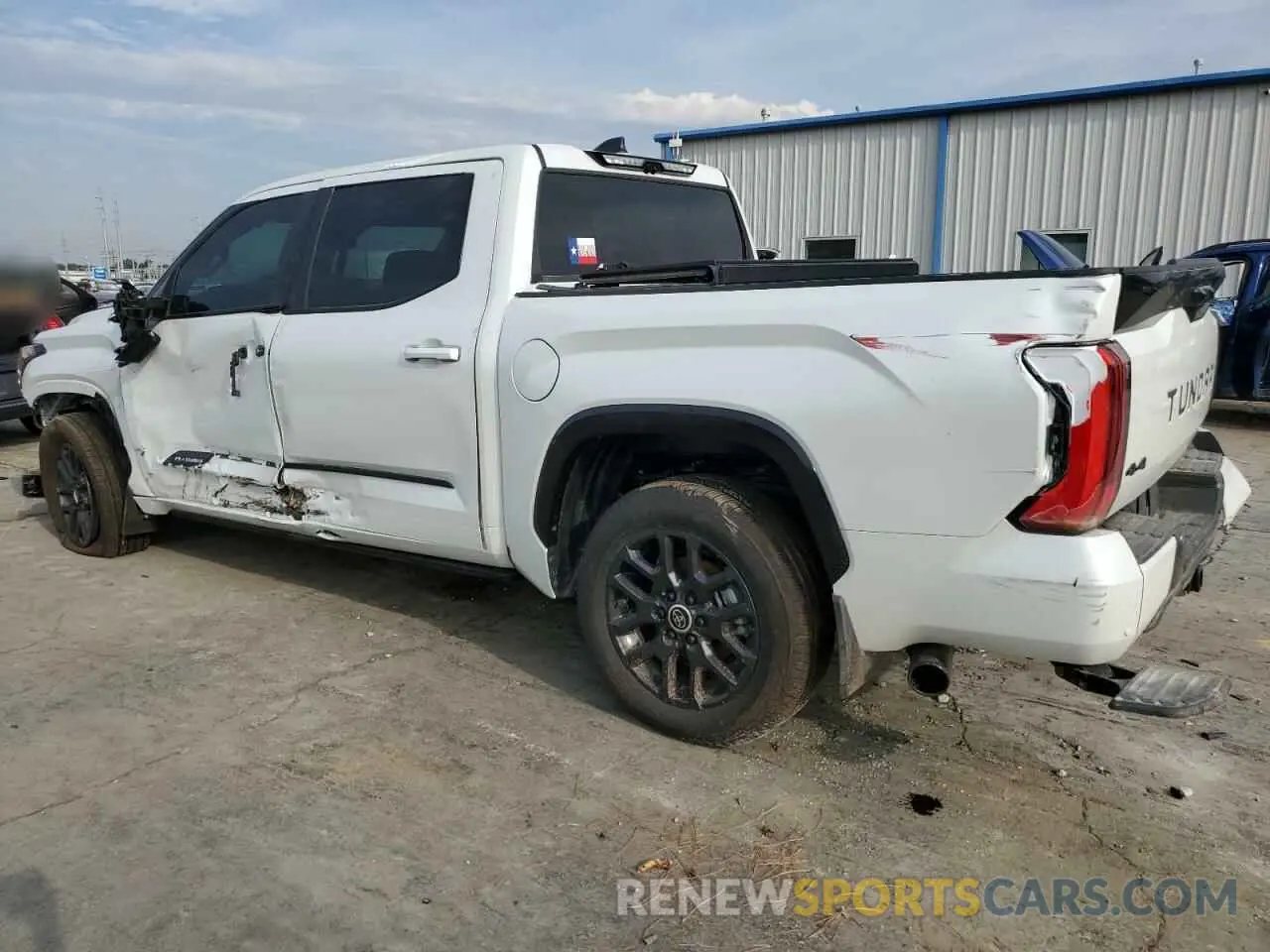 2 fotografías del automóvil dañado 5TFNC5DB7RX075319 TOYOTA TUNDRA 2024