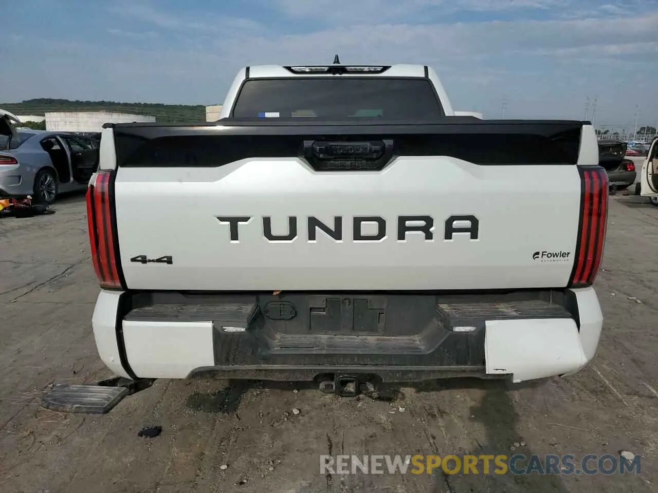 6 fotografías del automóvil dañado 5TFNC5DB7RX075319 TOYOTA TUNDRA 2024