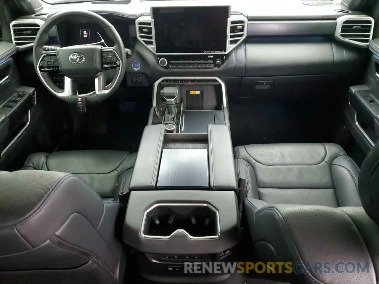 8 fotografías del automóvil dañado 5TFNC5DB9RX056058 TOYOTA TUNDRA 2024
