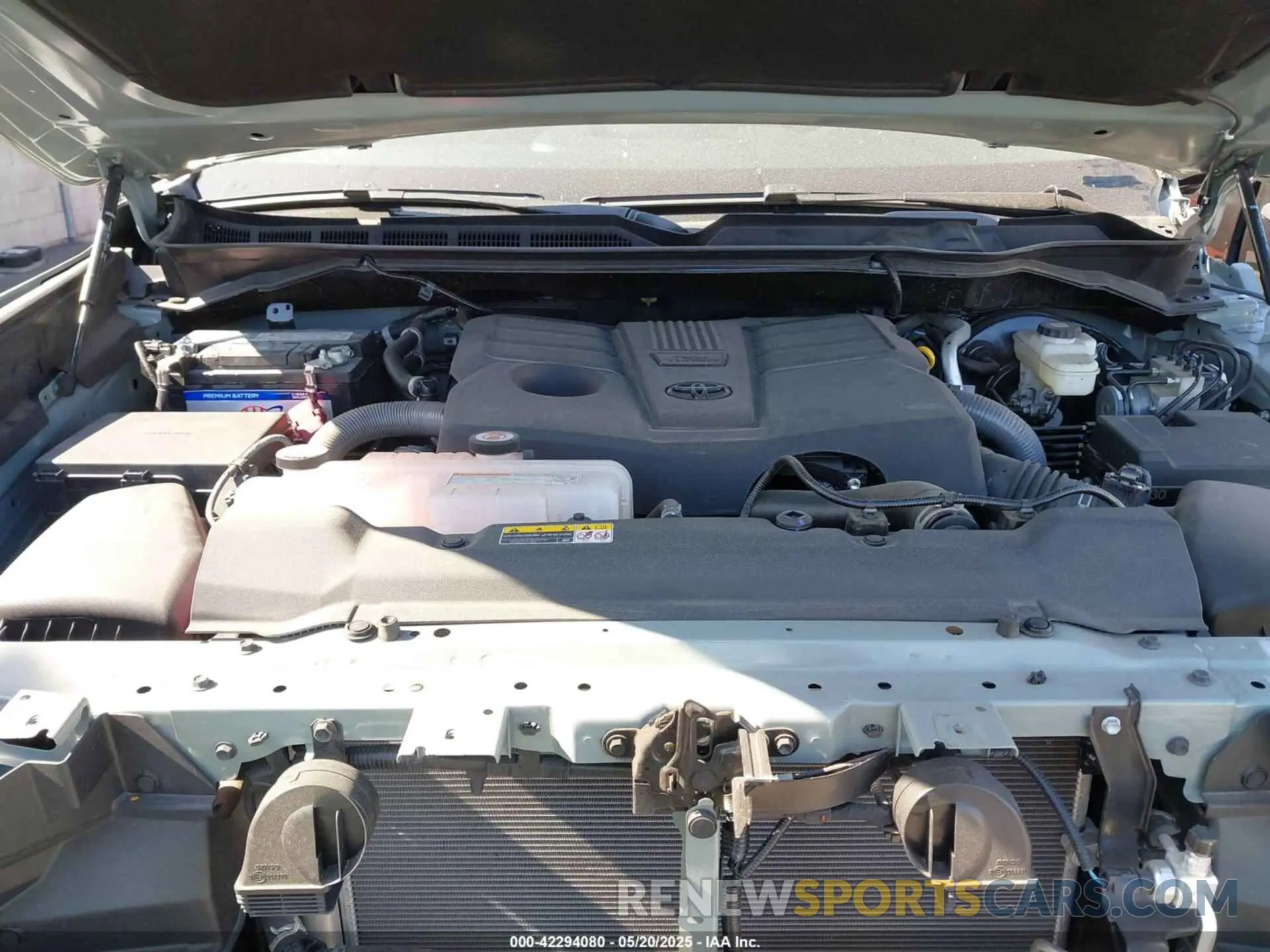 10 fotografías del automóvil dañado 5TFWA5DB1RX161817 TOYOTA TUNDRA 2024
