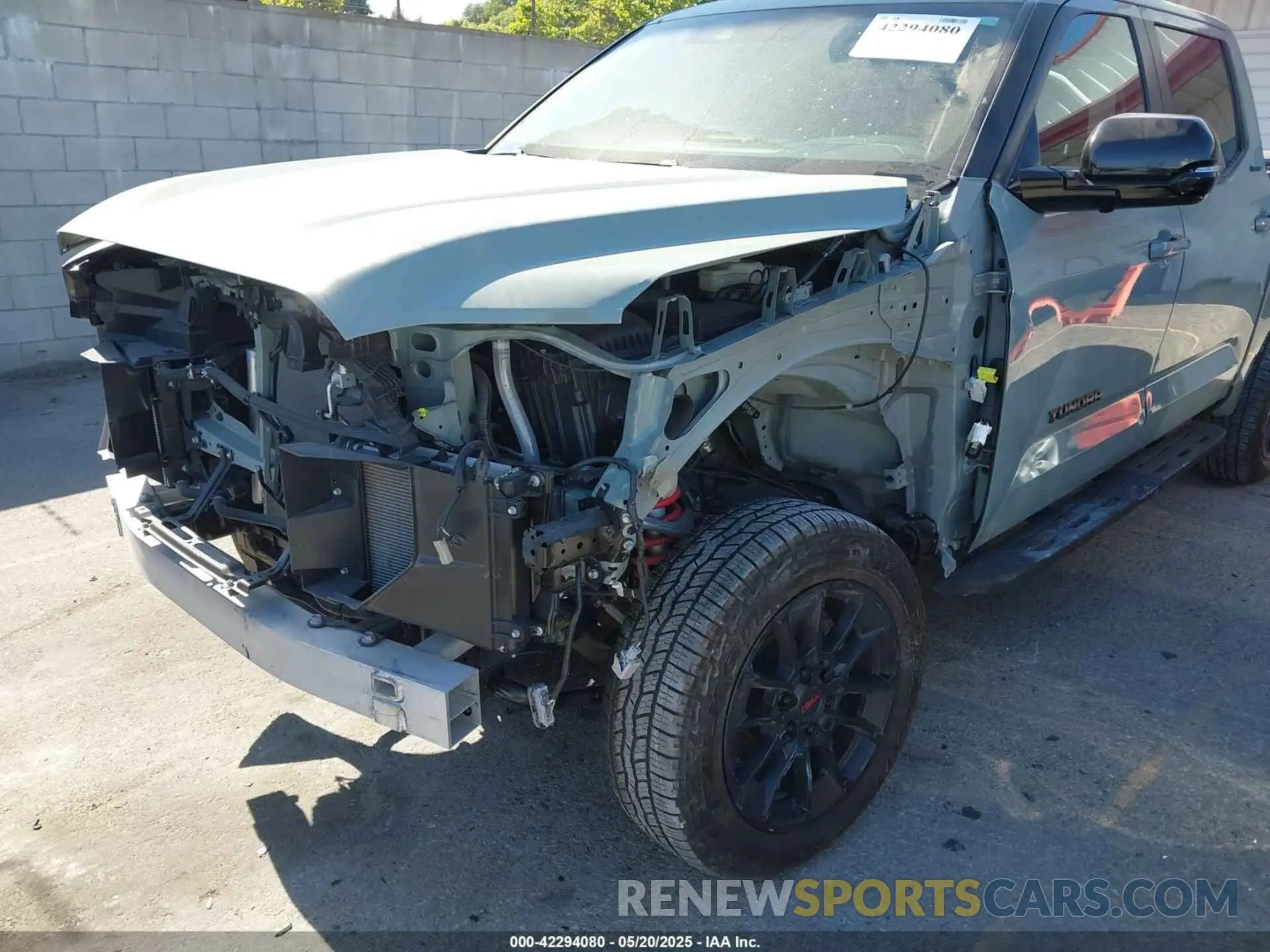 6 fotografías del automóvil dañado 5TFWA5DB1RX161817 TOYOTA TUNDRA 2024