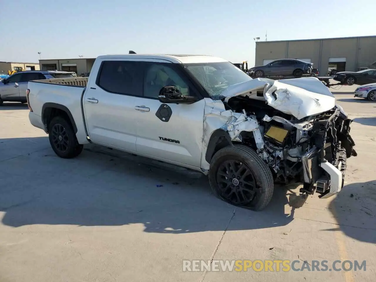 4 fotografías del automóvil dañado 5TFWA5DB1RX207646 TOYOTA TUNDRA 2024