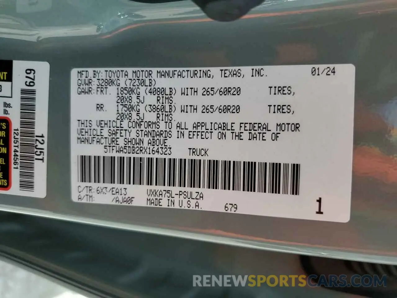13 fotografías del automóvil dañado 5TFWA5DB2RX164323 TOYOTA TUNDRA 2024