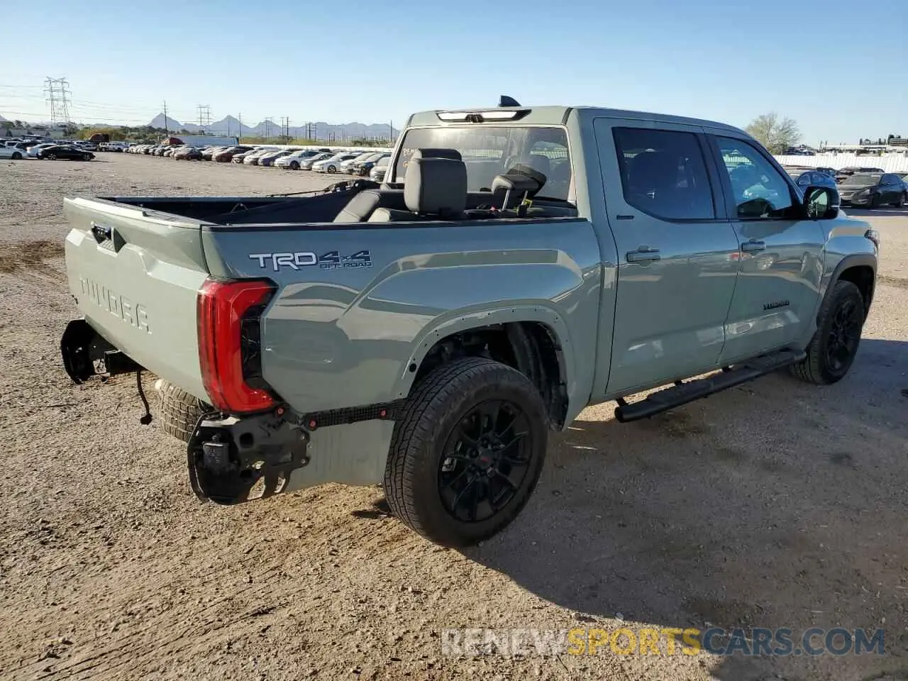 3 fotografías del automóvil dañado 5TFWA5DB9RX152668 TOYOTA TUNDRA 2024