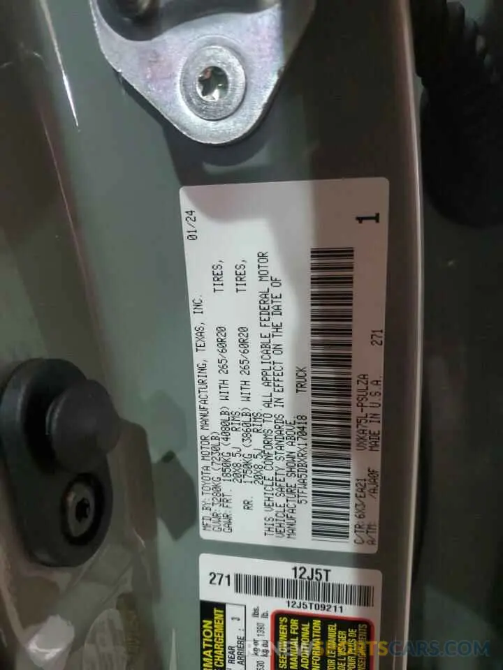 12 fotografías del automóvil dañado 5TFWA5DBXRX170418 TOYOTA TUNDRA 2024