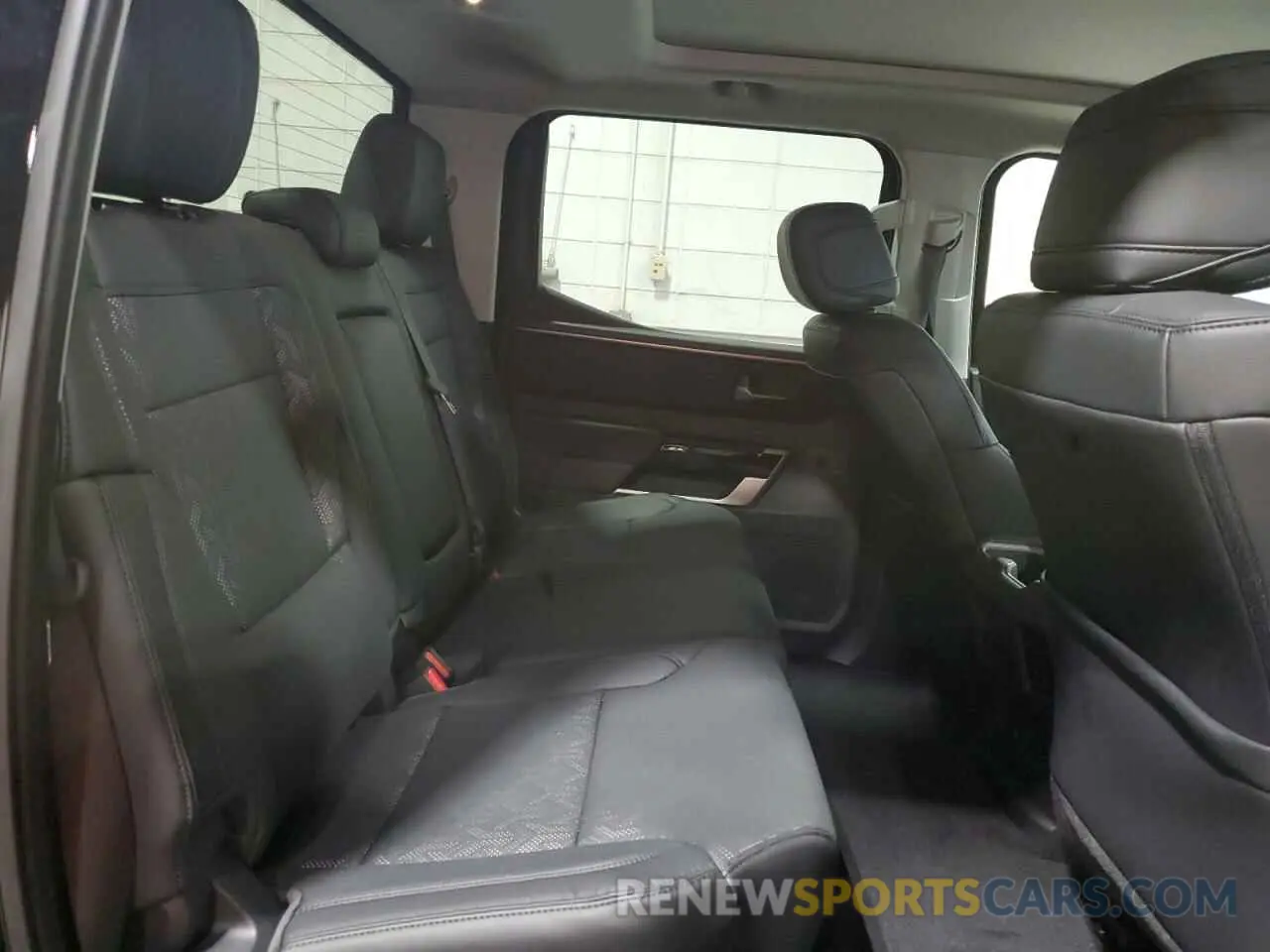 10 fotografías del automóvil dañado 5TFWC5DB5RX064503 TOYOTA TUNDRA 2024