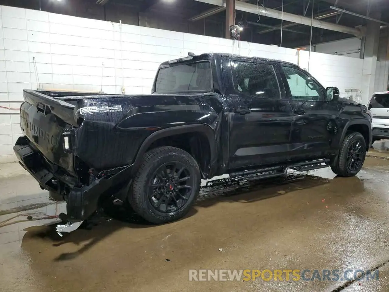 3 fotografías del automóvil dañado 5TFWC5DB5RX064503 TOYOTA TUNDRA 2024