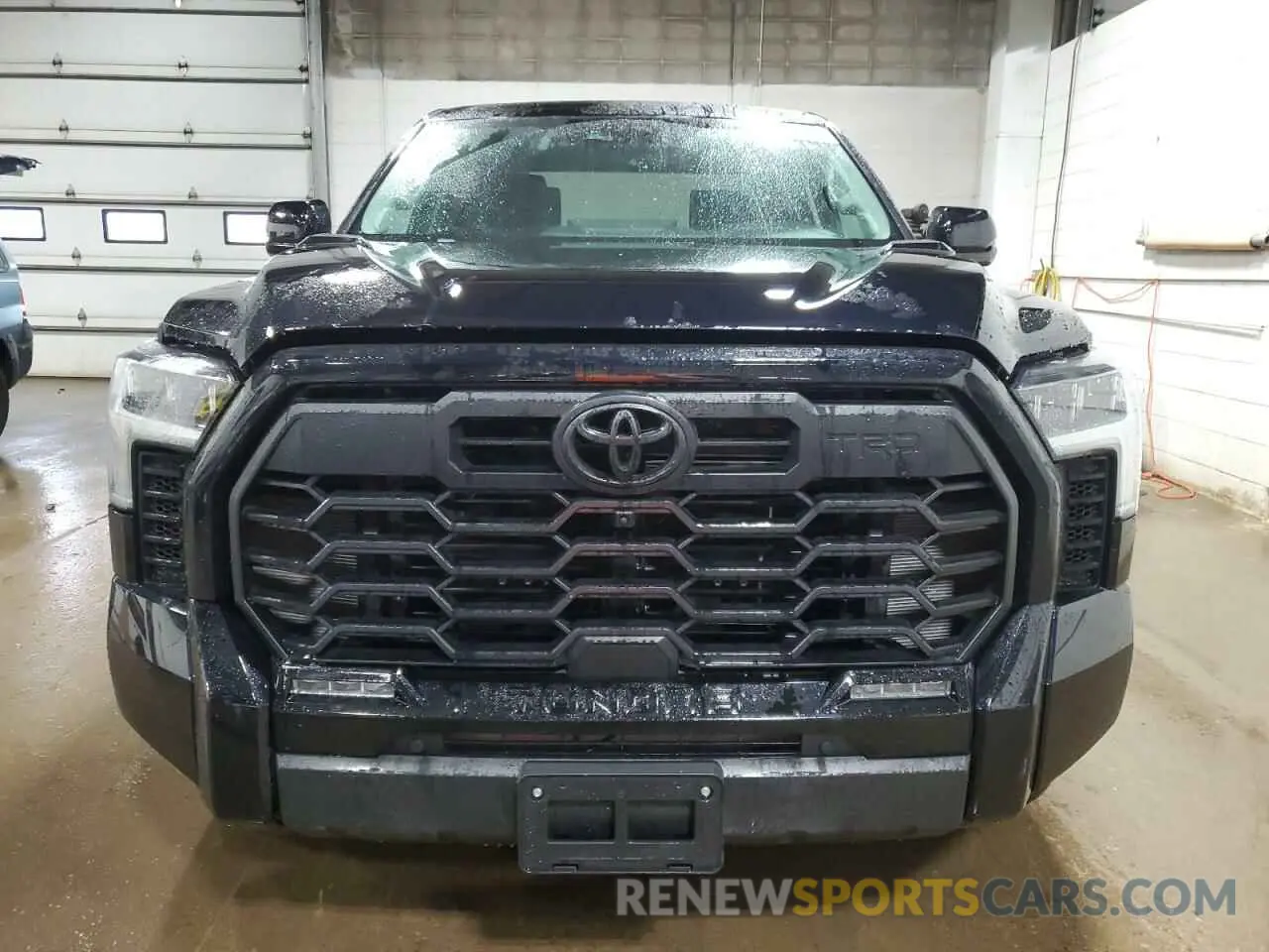 5 fotografías del automóvil dañado 5TFWC5DB5RX064503 TOYOTA TUNDRA 2024