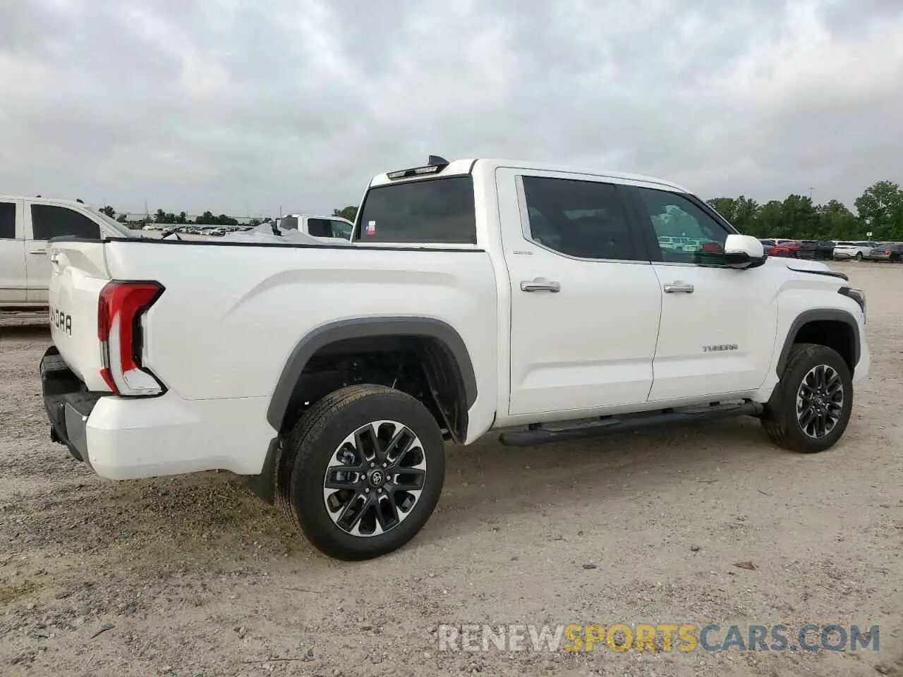 3 fotografías del automóvil dañado 5TFJA5DB5SX272919 TOYOTA TUNDRA 2025