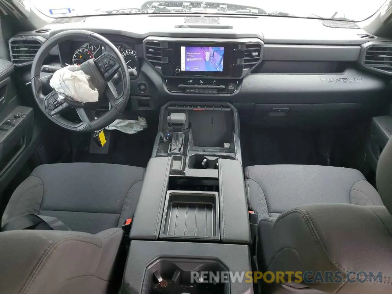 8 fotografías del automóvil dañado 5TFKB5AA5SX044285 TOYOTA TUNDRA 2025