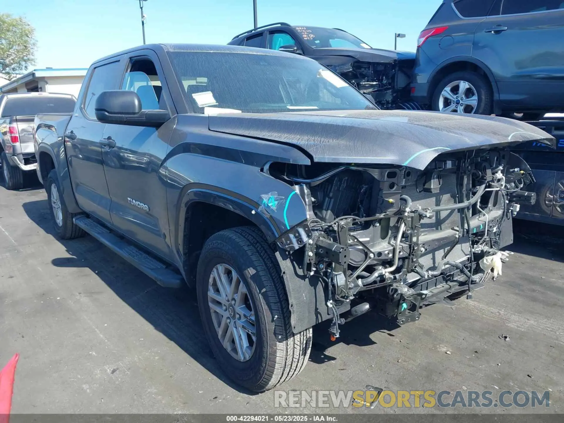 1 fotografías del automóvil dañado 5TFLA5DB1SX263126 TOYOTA TUNDRA 2025