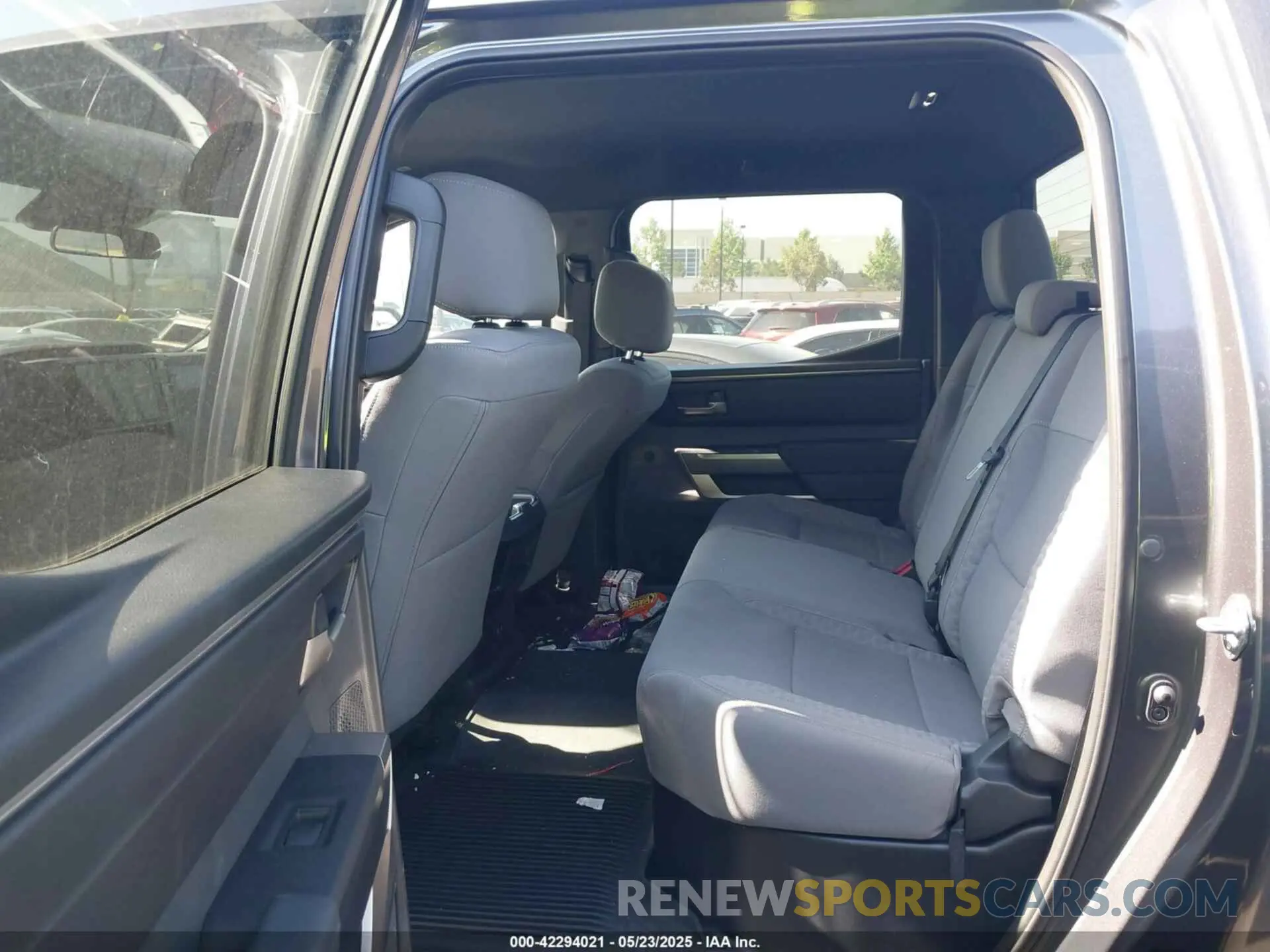 8 fotografías del automóvil dañado 5TFLA5DB1SX263126 TOYOTA TUNDRA 2025