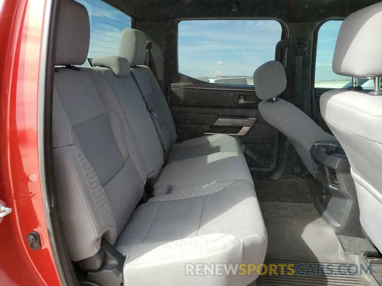 10 fotografías del automóvil dañado 5TFLA5DB7SX239686 TOYOTA TUNDRA 2025