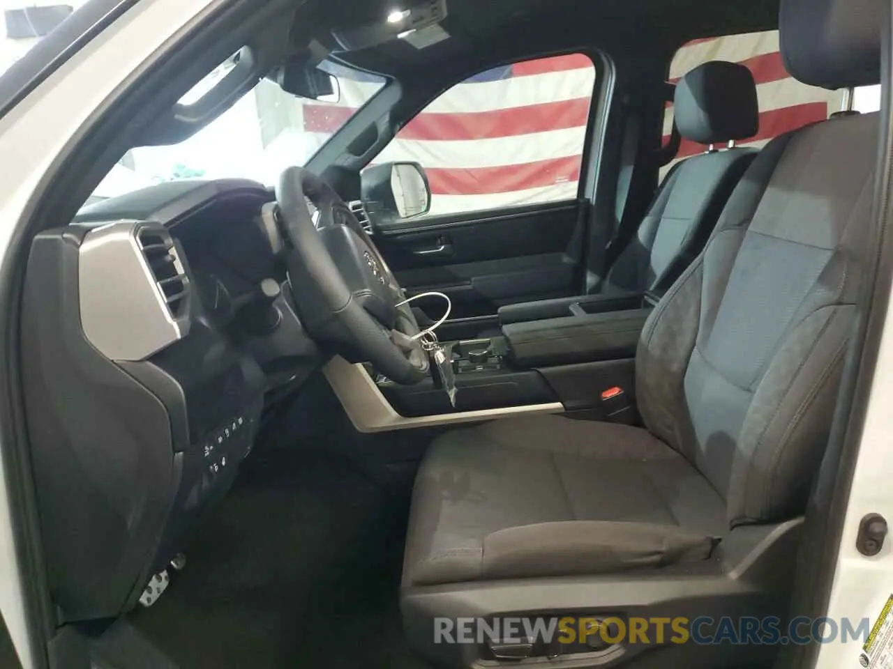 7 fotografías del automóvil dañado 5TFLA5DB8SX243567 TOYOTA TUNDRA 2025