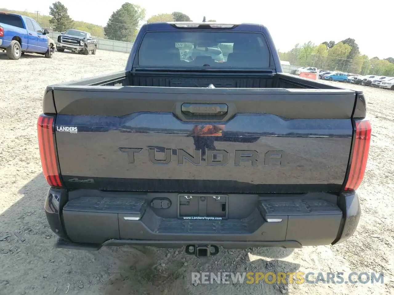 6 fotografías del automóvil dañado 5TFLA5DB9SX282572 TOYOTA TUNDRA 2025