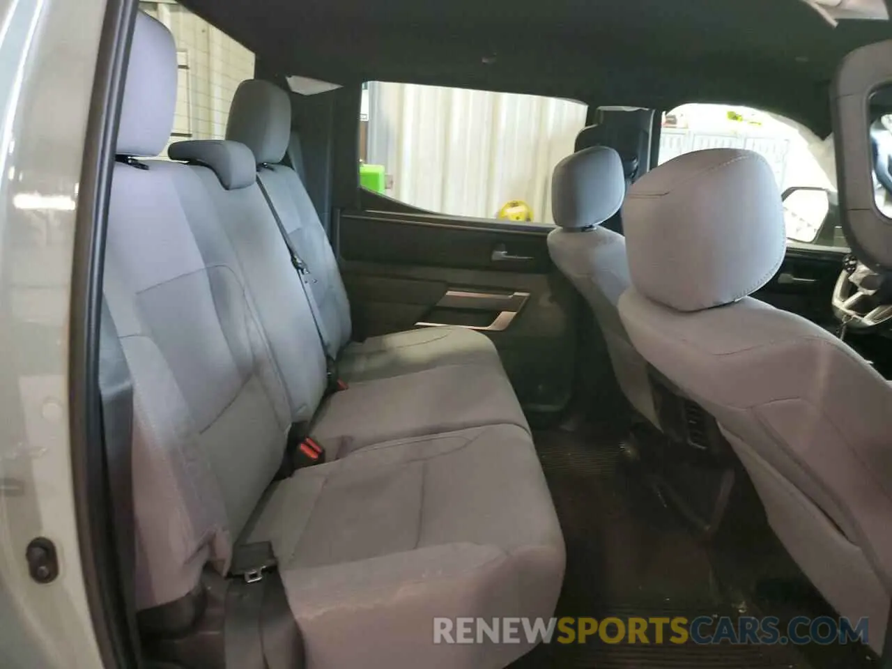 10 fotografías del automóvil dañado 5TFLA5DBXSX240279 TOYOTA TUNDRA 2025