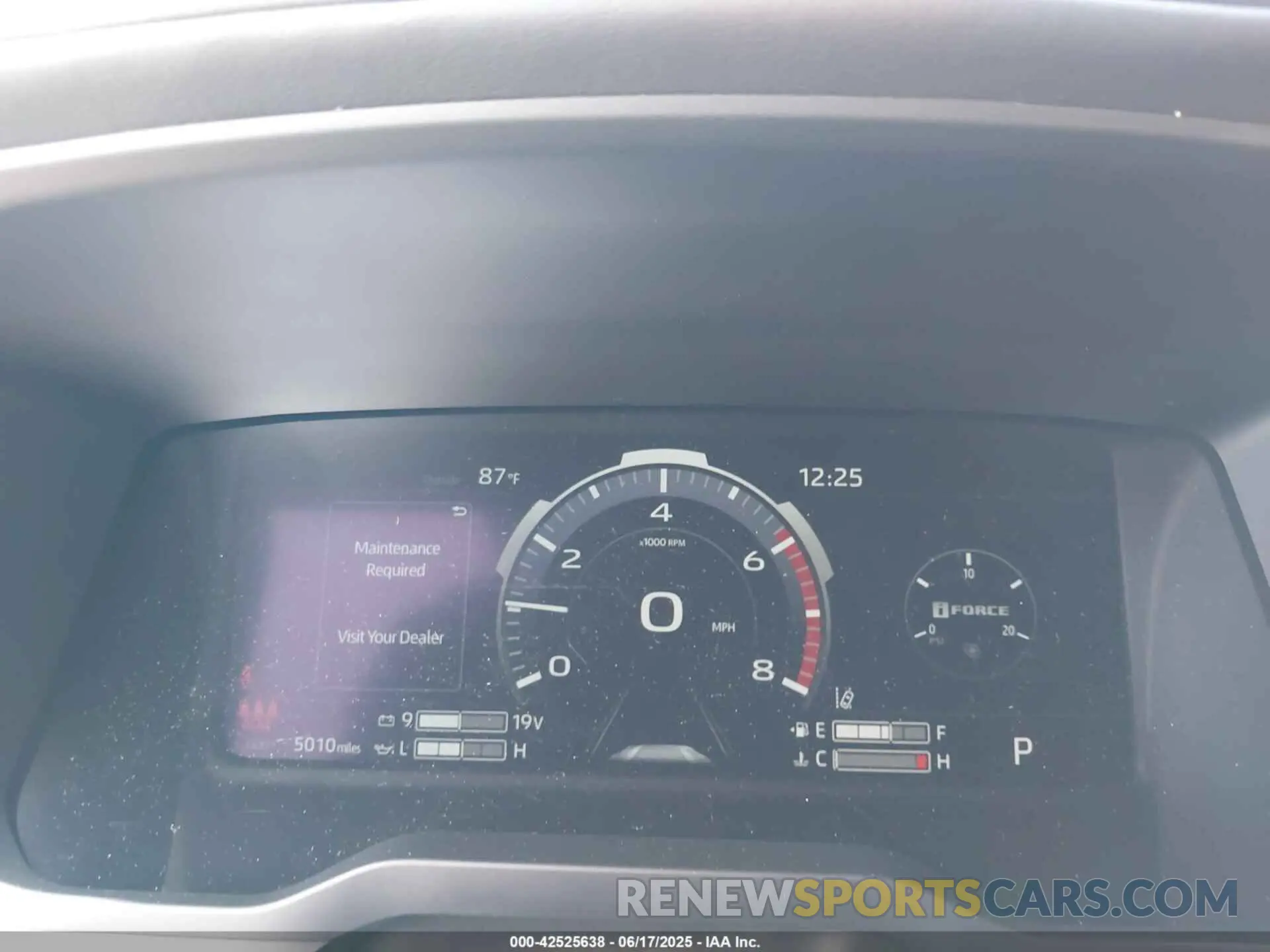 7 fotografías del automóvil dañado 5TFNA5DB2SX297116 TOYOTA TUNDRA 2025