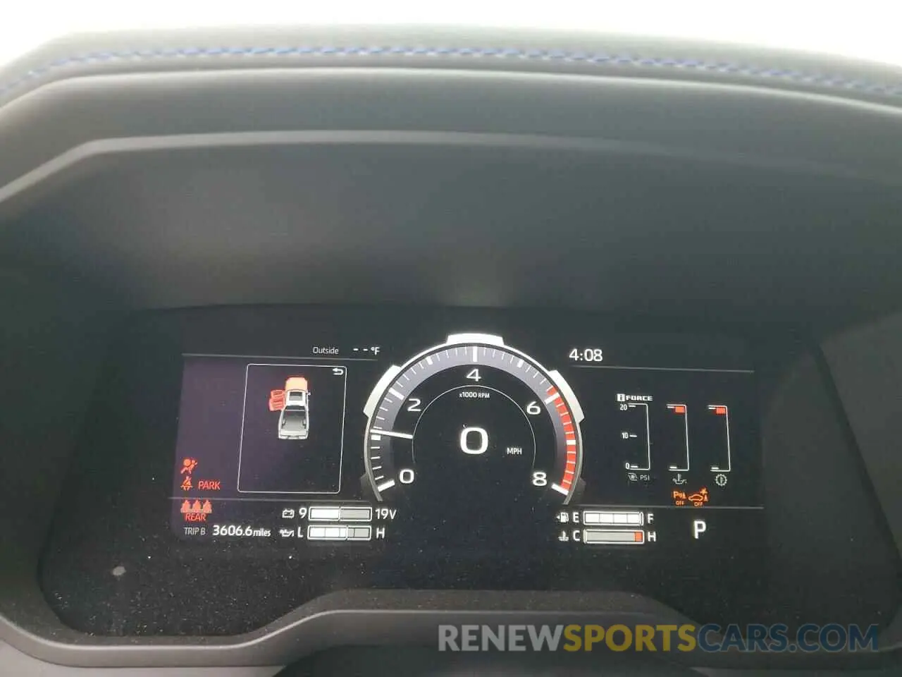 9 fotografías del automóvil dañado 5TFNA5EC5SX036862 TOYOTA TUNDRA 2025