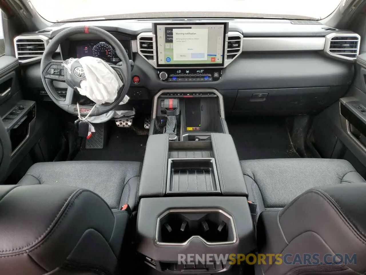 8 fotografías del automóvil dañado 5TFWA5DB3SX255025 TOYOTA TUNDRA 2025