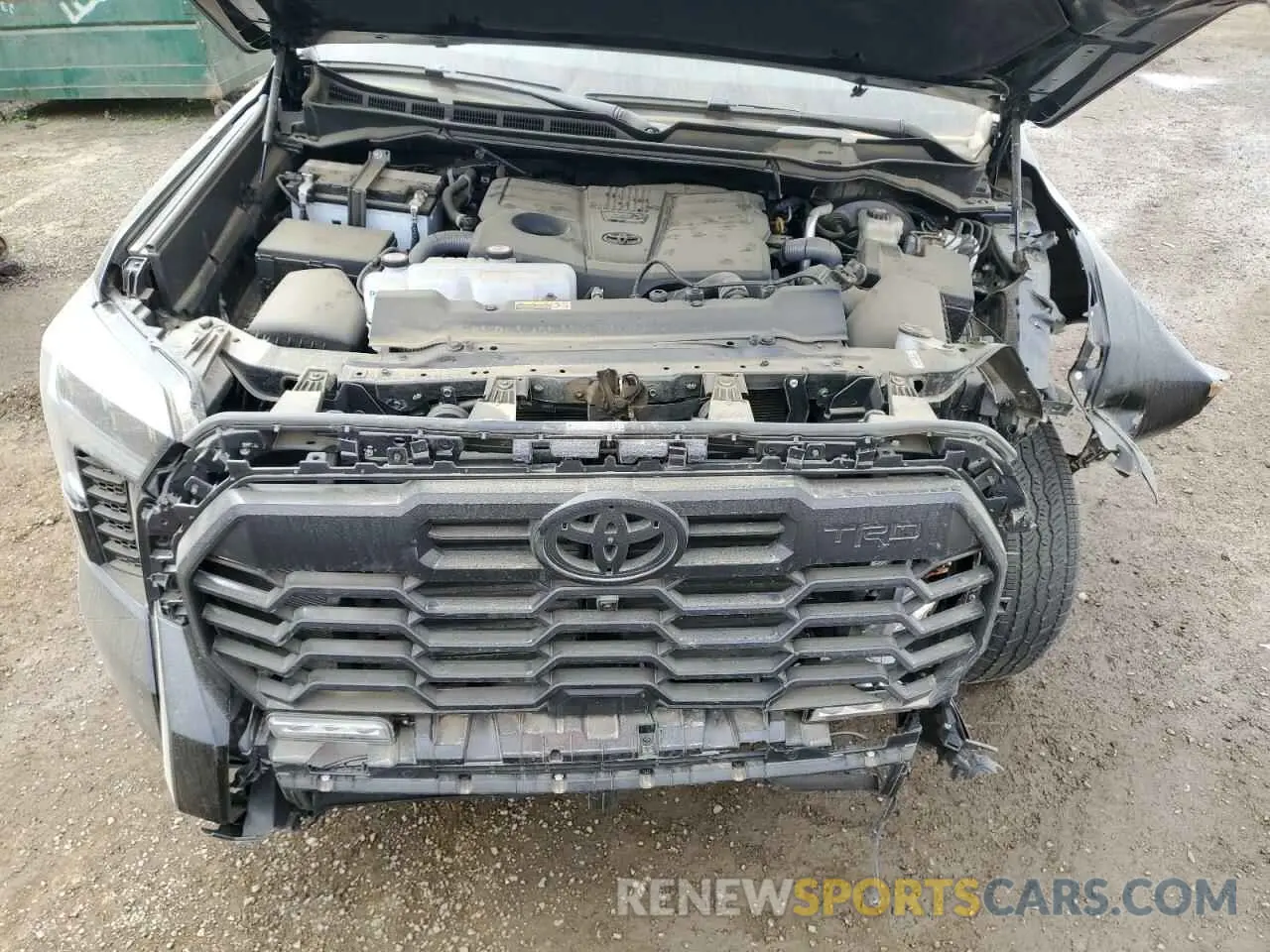 13 fotografías del automóvil dañado 5TFWA5EC2SX038217 TOYOTA TUNDRA 2025