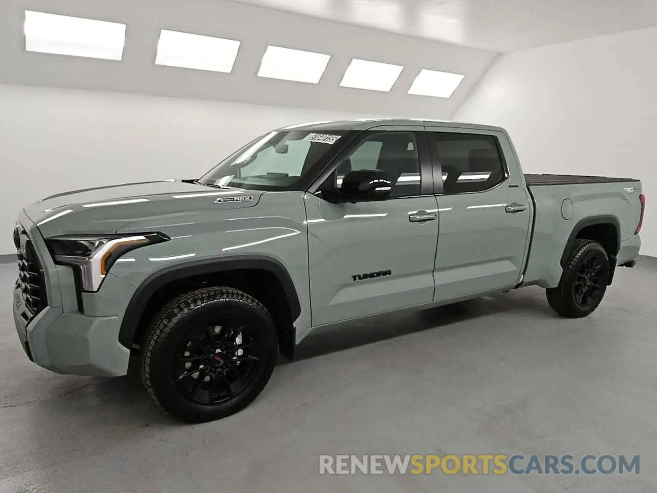 1 fotografías del automóvil dañado 5TFWC5EC2SX009004 TOYOTA TUNDRA 2025