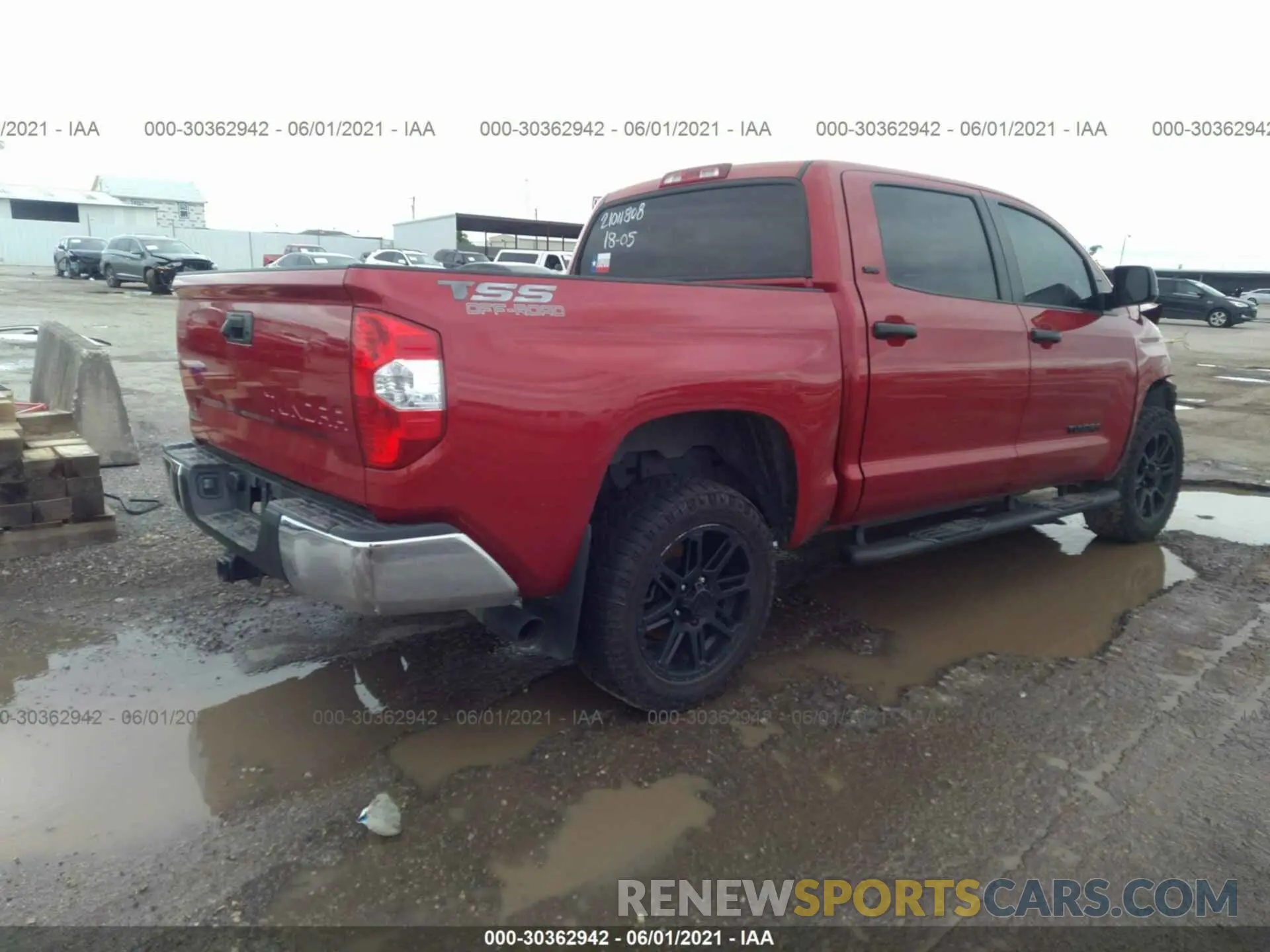 4 fotografías del automóvil dañado 5TFEM5F10KX144813 TOYOTA TUNDRA 2WD 2019