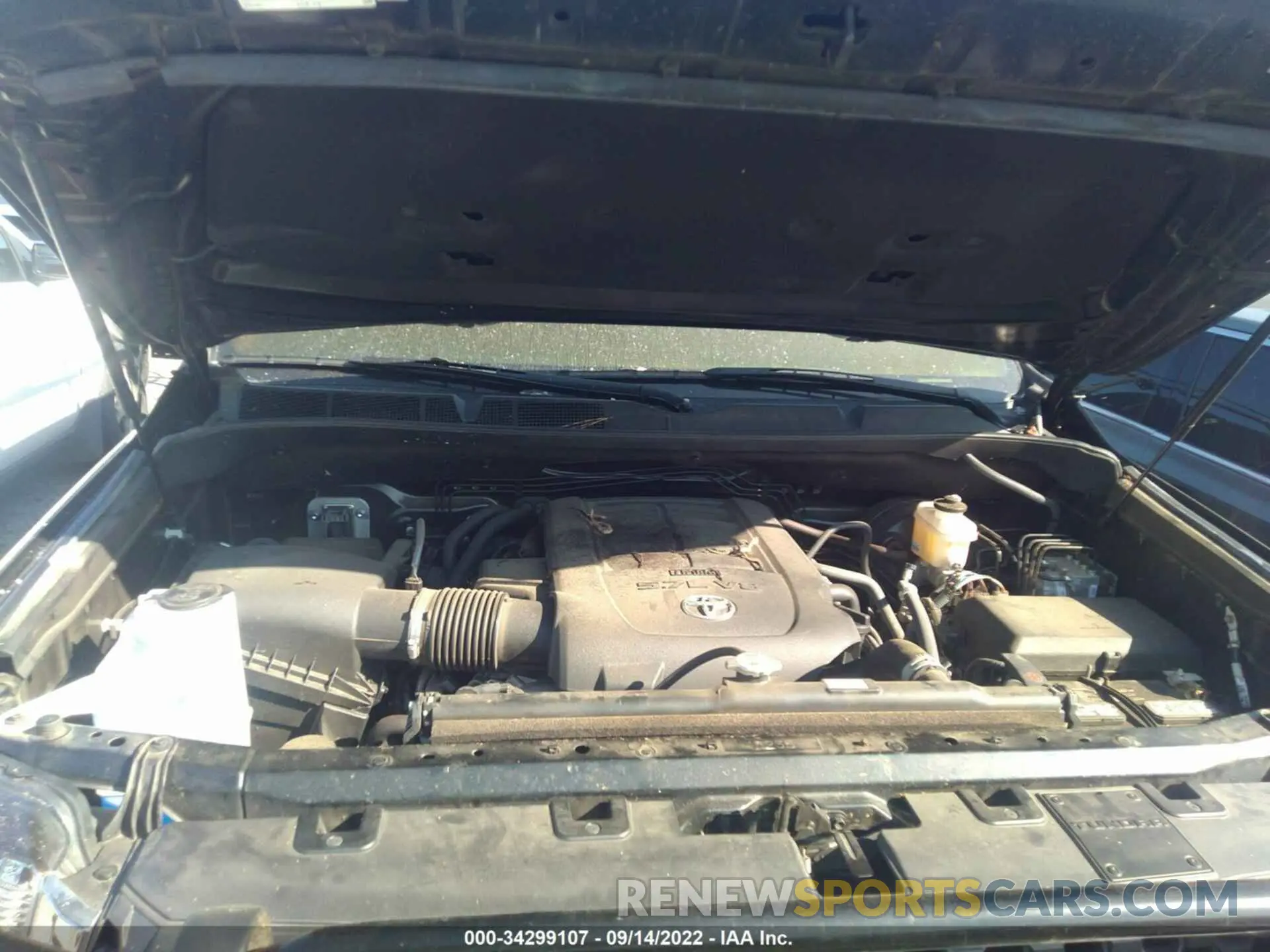 10 fotografías del automóvil dañado 5TFEY5F16KX254043 TOYOTA TUNDRA 2WD 2019