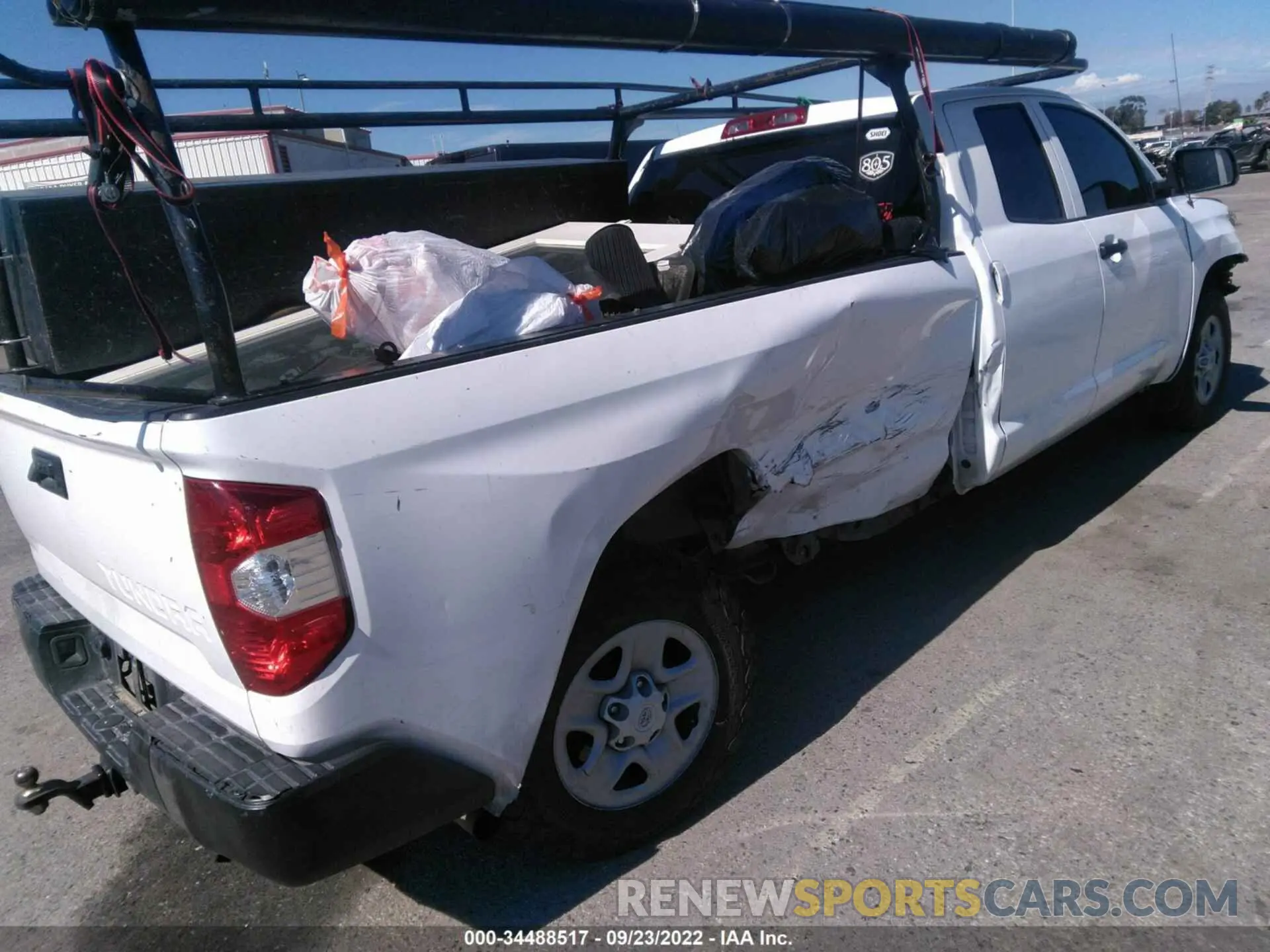 4 fotografías del automóvil dañado 5TFTY5F16KX010674 TOYOTA TUNDRA 2WD 2019