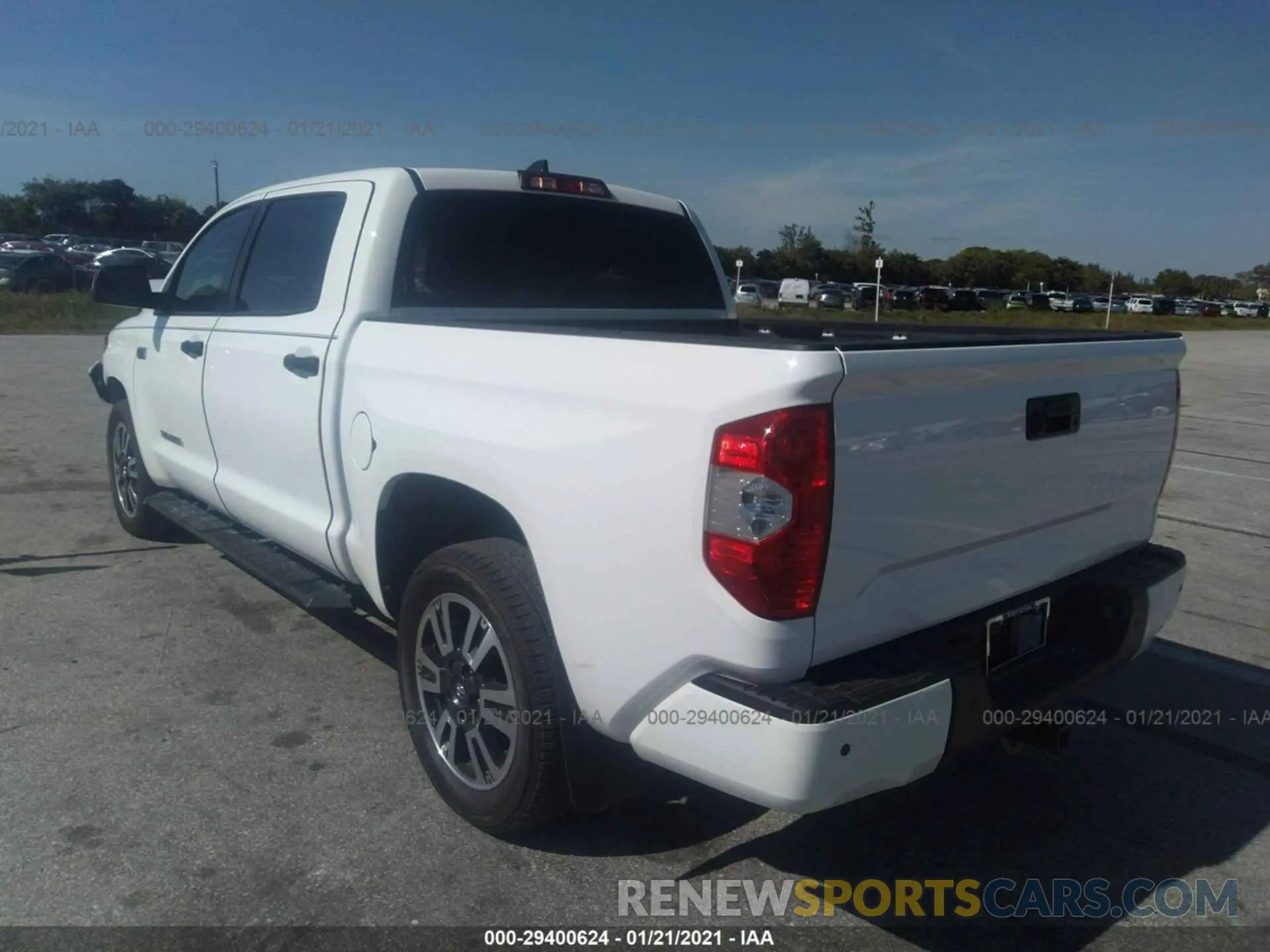 3 fotografías del automóvil dañado 5TFEY5F17LX259933 TOYOTA TUNDRA 2WD 2020