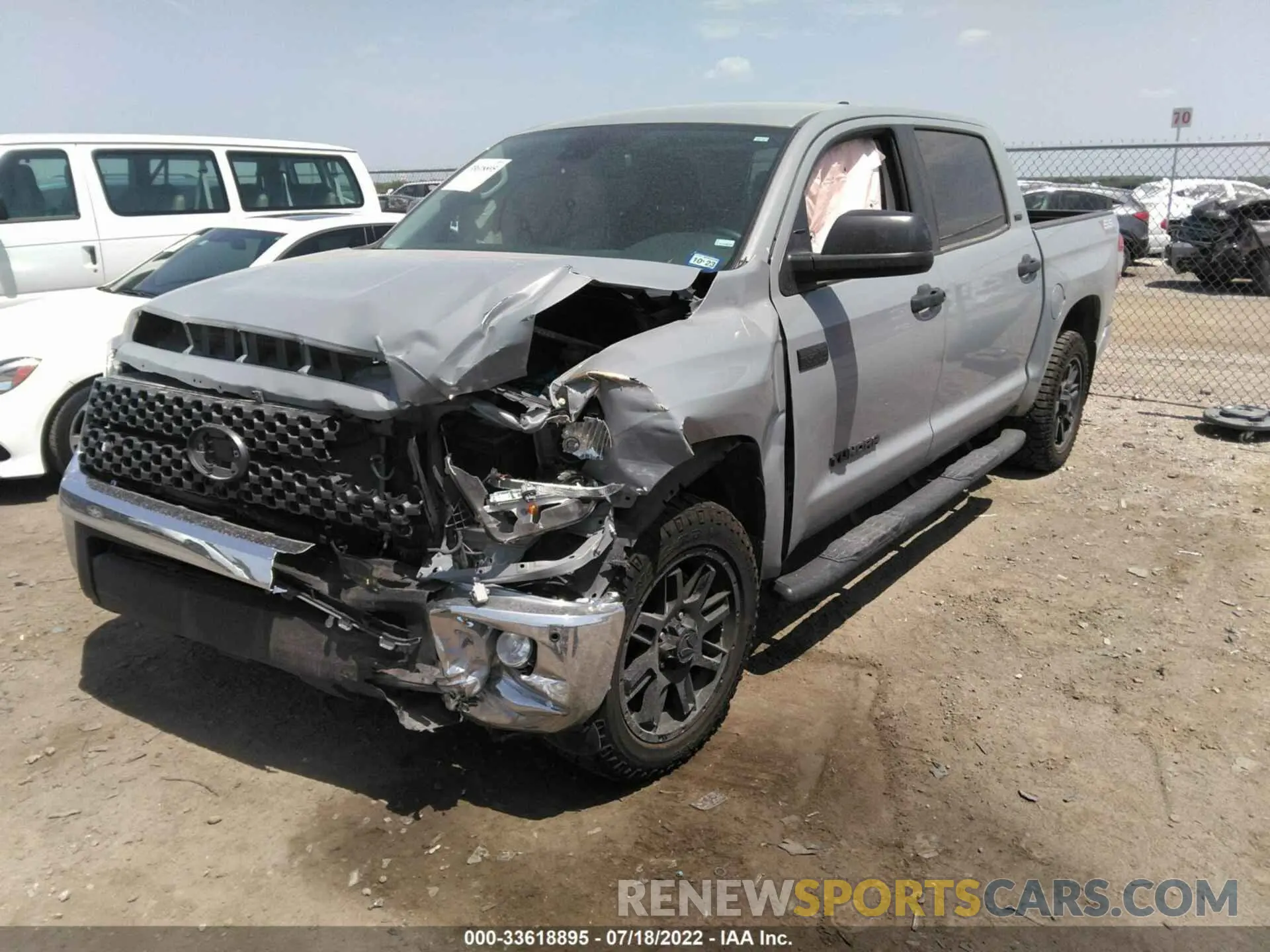 2 fotografías del automóvil dañado 5TFEY5F10MX292225 TOYOTA TUNDRA 2WD 2021