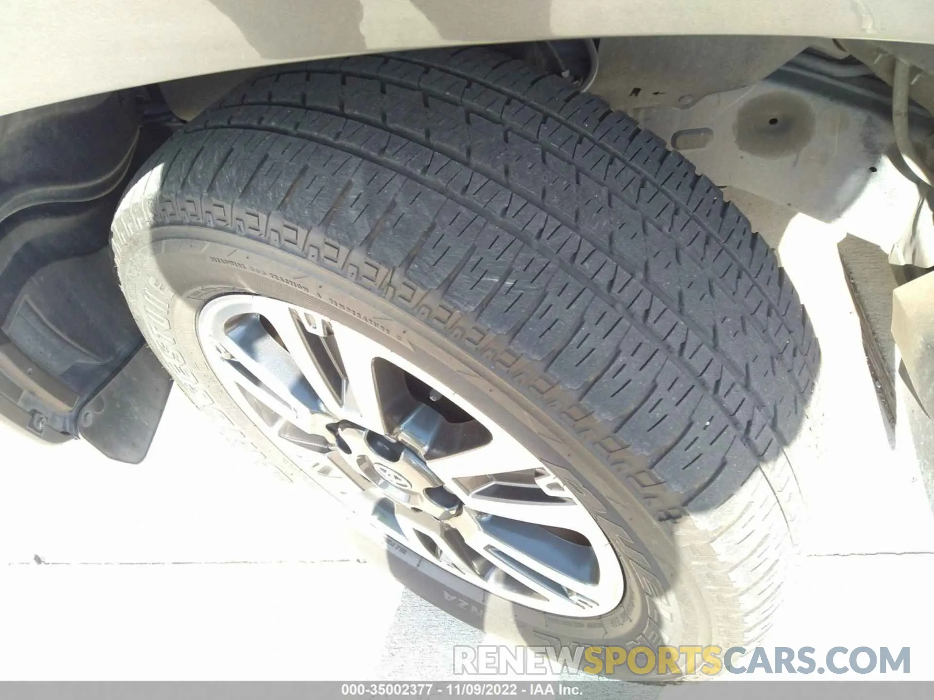 12 fotografías del automóvil dañado 5TFEY5F11MX283470 TOYOTA TUNDRA 2WD 2021