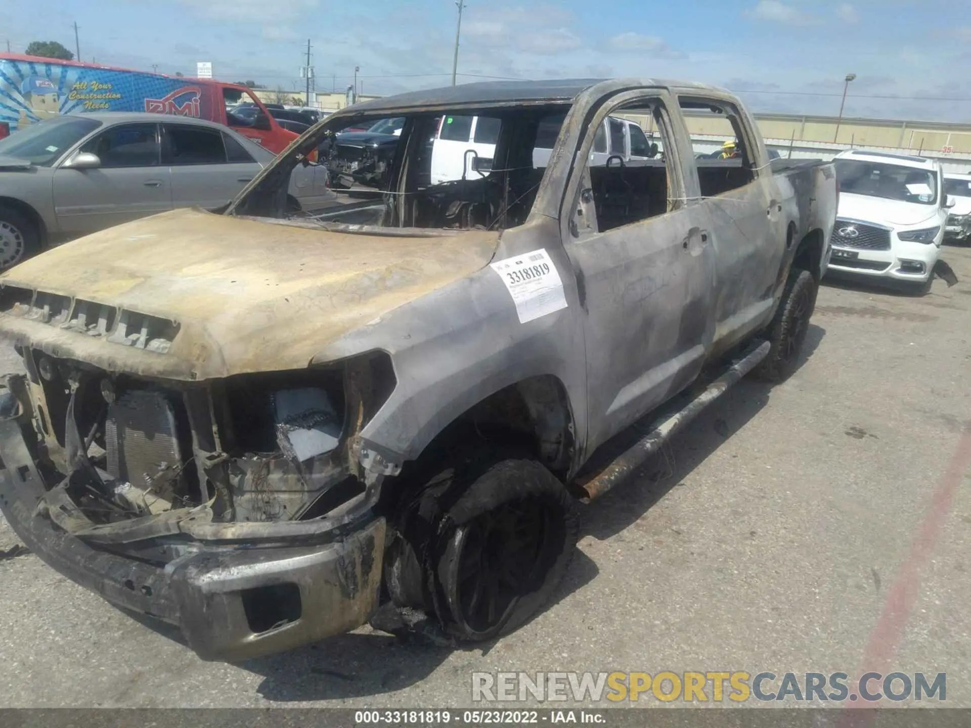 2 fotografías del automóvil dañado 5TFEY5F18MX274992 TOYOTA TUNDRA 2WD 2021